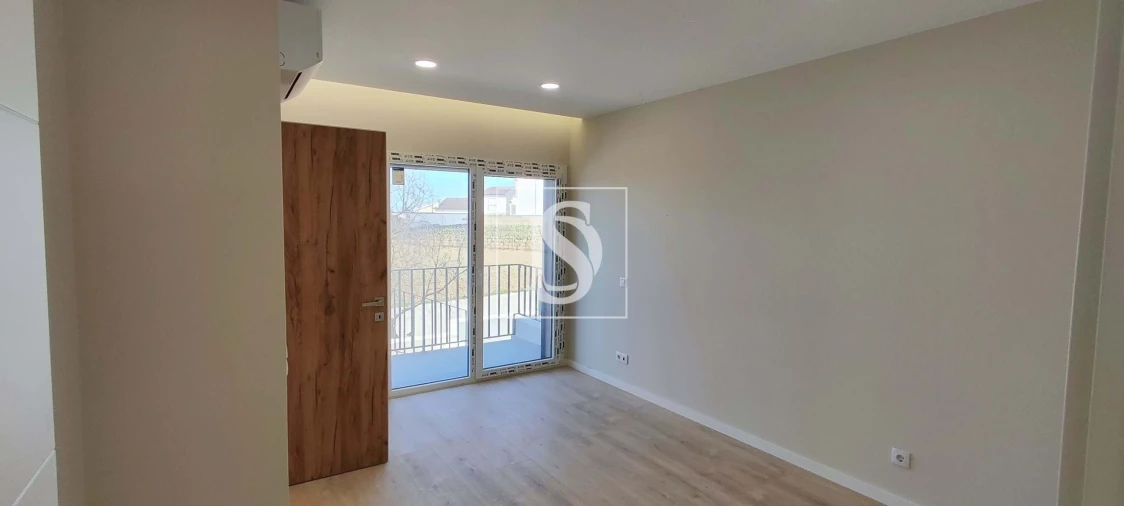 Moradia T5 para Venda em Ponte do Rol Foto 3