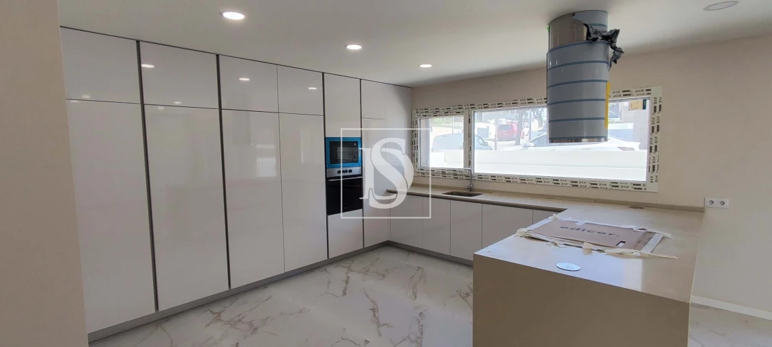 Moradia T5 para Venda em Ponte do Rol Foto 21