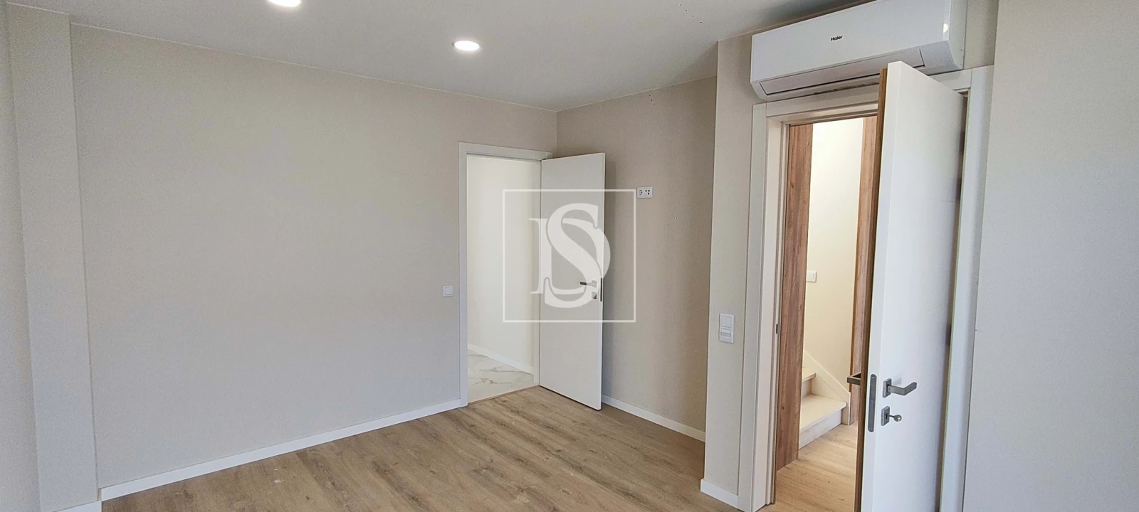 Moradia T5 para Venda em Ponte do Rol Foto 17