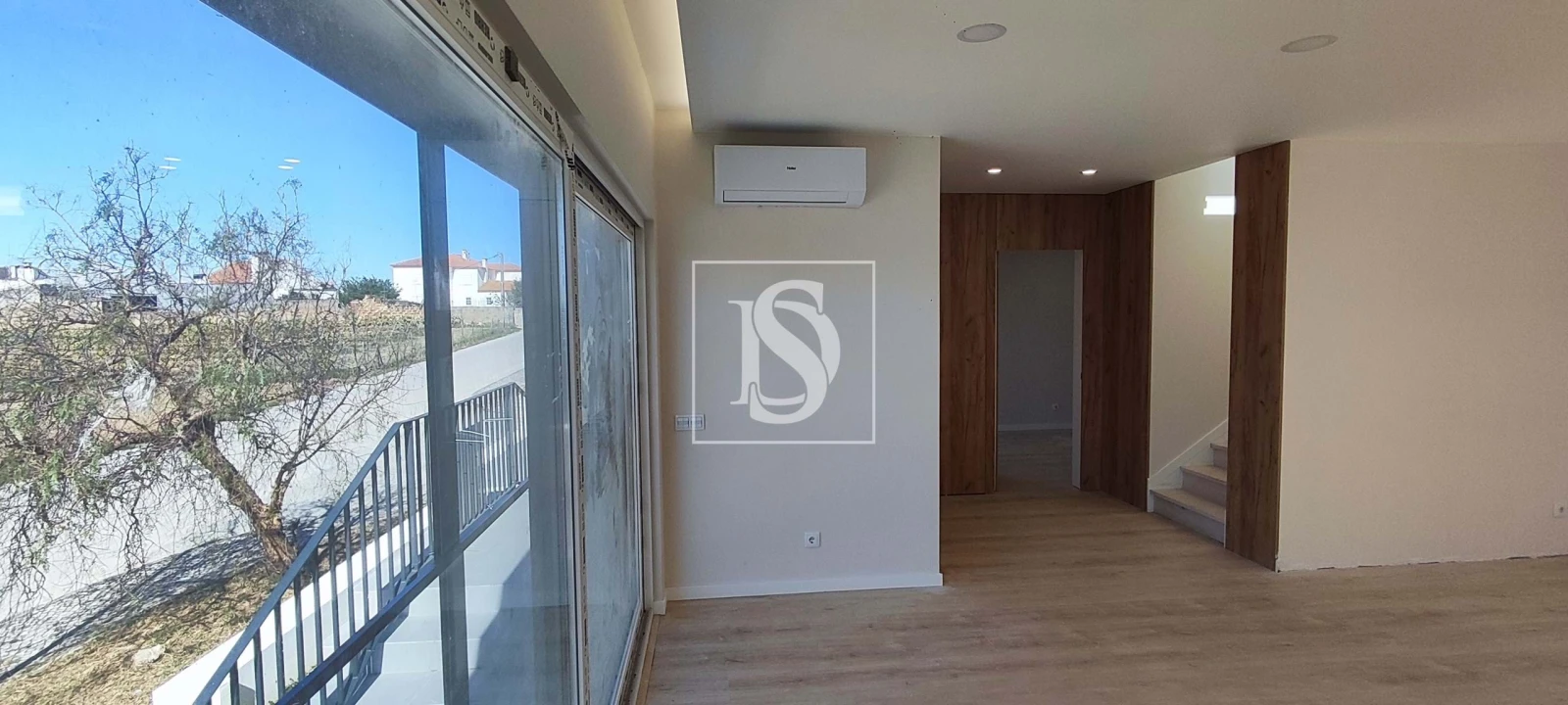 Moradia T5 para Venda em Ponte do Rol Foto 26