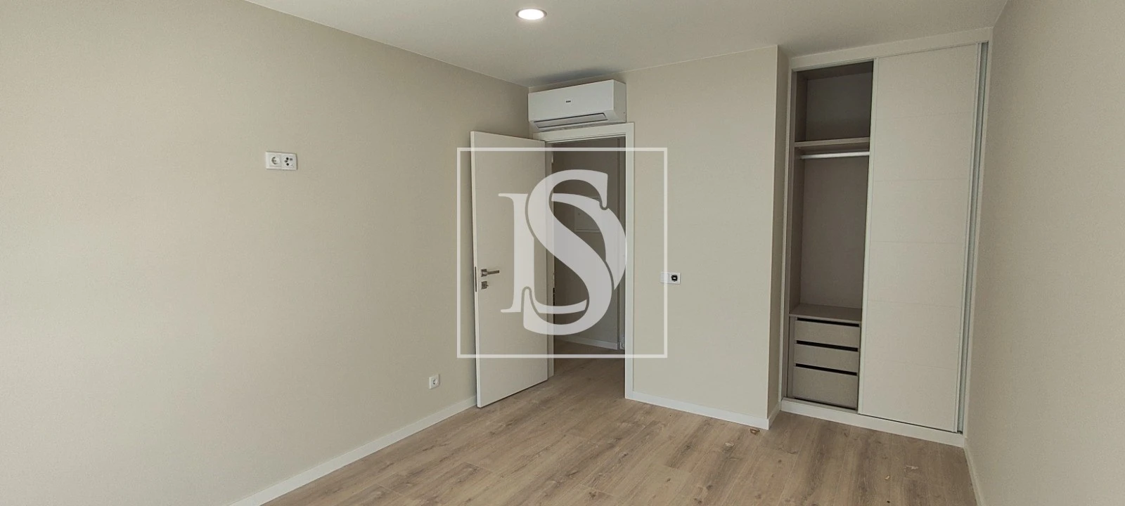 Moradia T5 para Venda em Ponte do Rol Foto 17