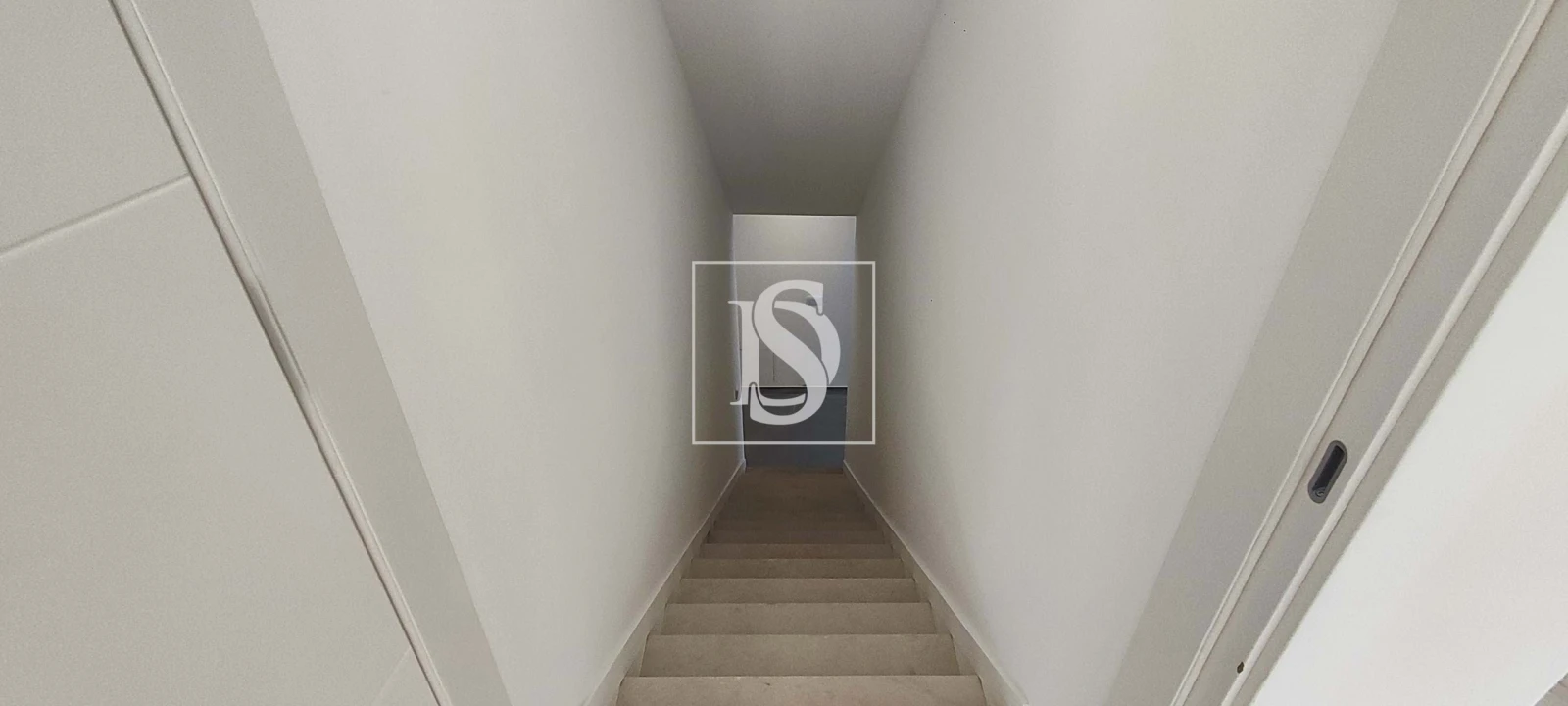 Moradia T5 para Venda em Ponte do Rol Foto 52