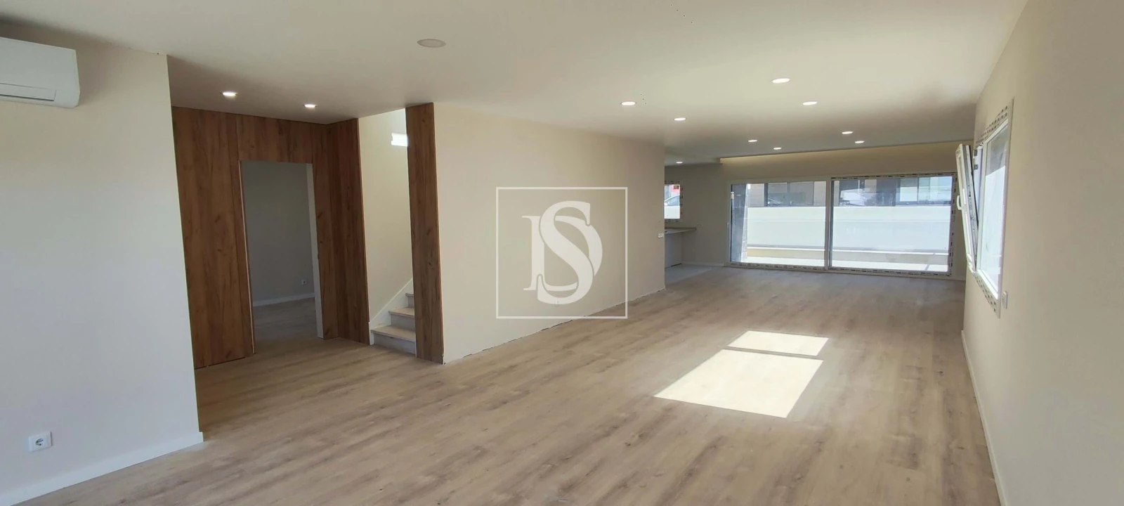 Moradia T5 para Venda em Ponte do Rol Foto 2