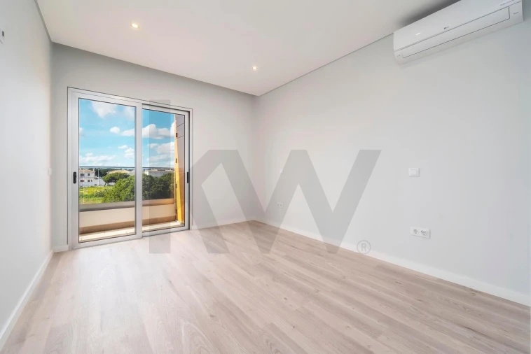 Apartamento T3 para Venda em Faro (Sé e São Pedro) Foto 10