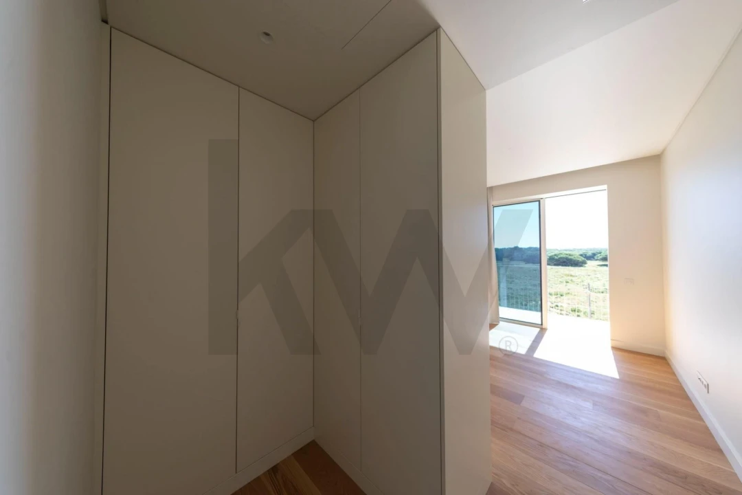 Apartamento T2 para Venda em Quarteira Foto 10
