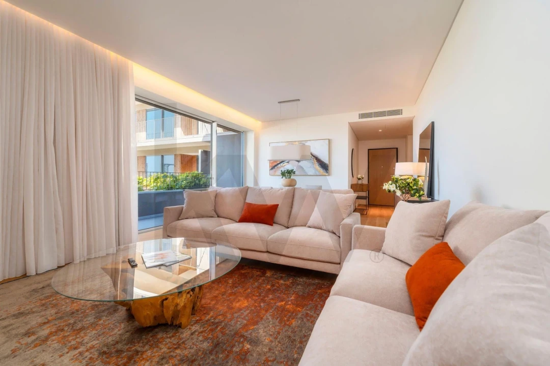 Apartamento T2 para Venda em Quarteira Foto 8