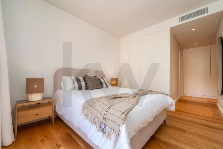 Apartamento T2 para Venda em Quarteira Foto 31
