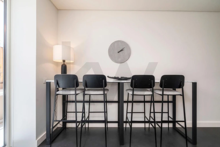 Apartamento T2 para Venda em Quarteira Foto 16