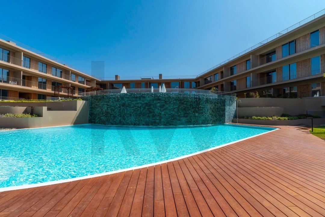 Apartamento T2 para Venda em Quarteira Foto 52