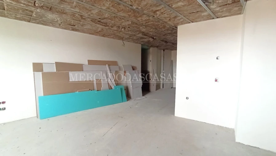 Apartamento T4 para Venda em Anta e Guetim Foto 3