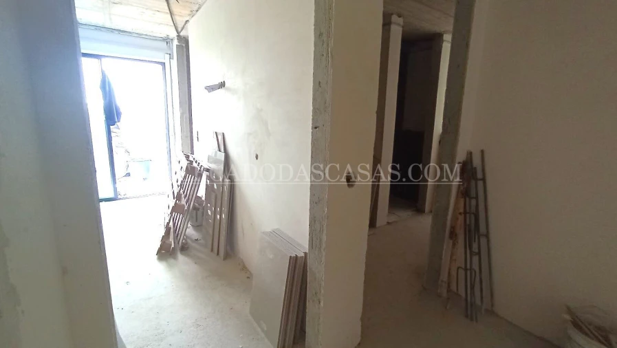 Apartamento T4 para Venda em Anta e Guetim Foto 12