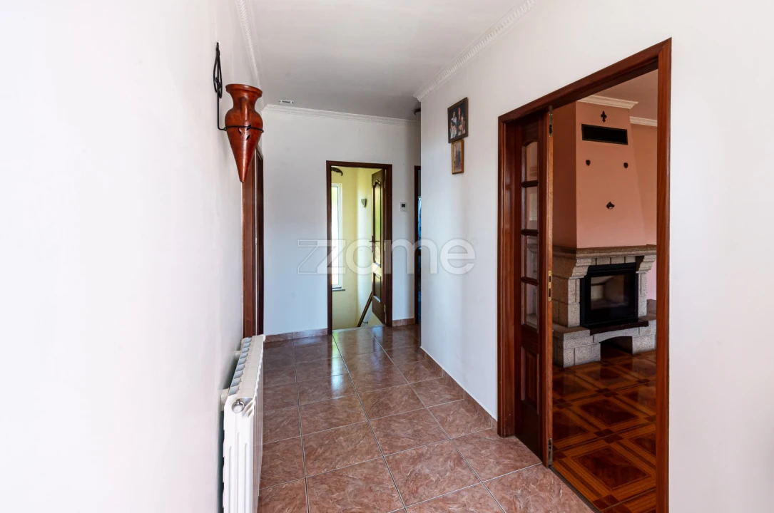 Moradia T2 para Venda em Padreiro (Salvador e Santa Cristina) Foto 9