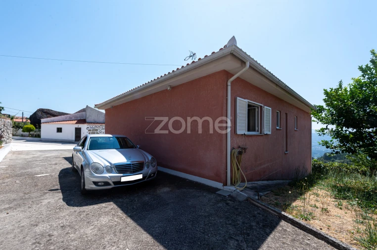 Moradia T2 para Venda em Padreiro (Salvador e Santa Cristina) Foto 3