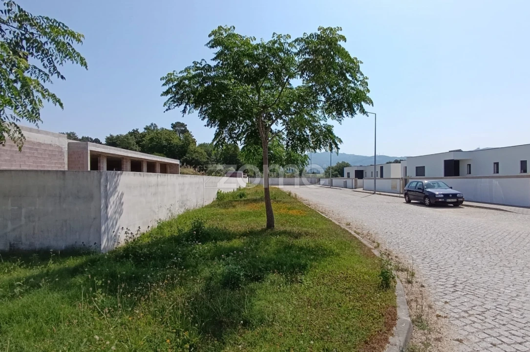 Moradia T3 para Venda em Amares e Figueiredo Foto 12