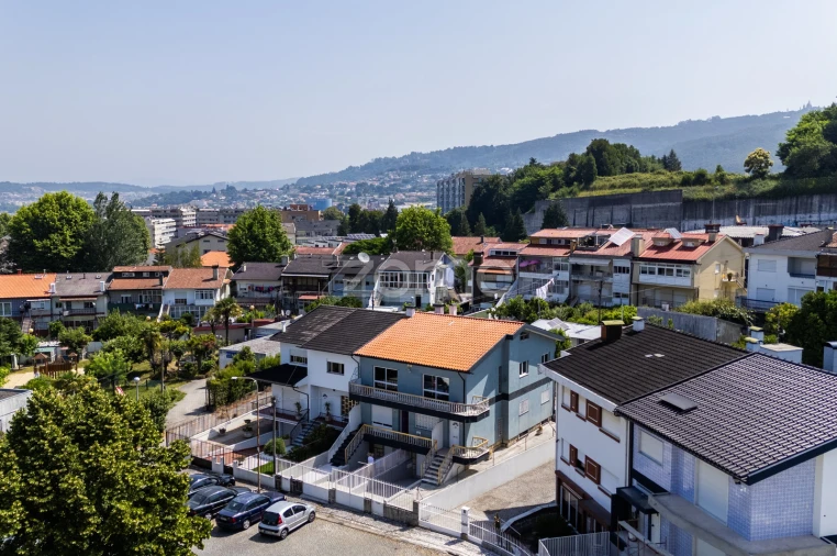 Moradia T3 para Venda em Braga (São José de São Lázaro e São João do Souto) Foto 1