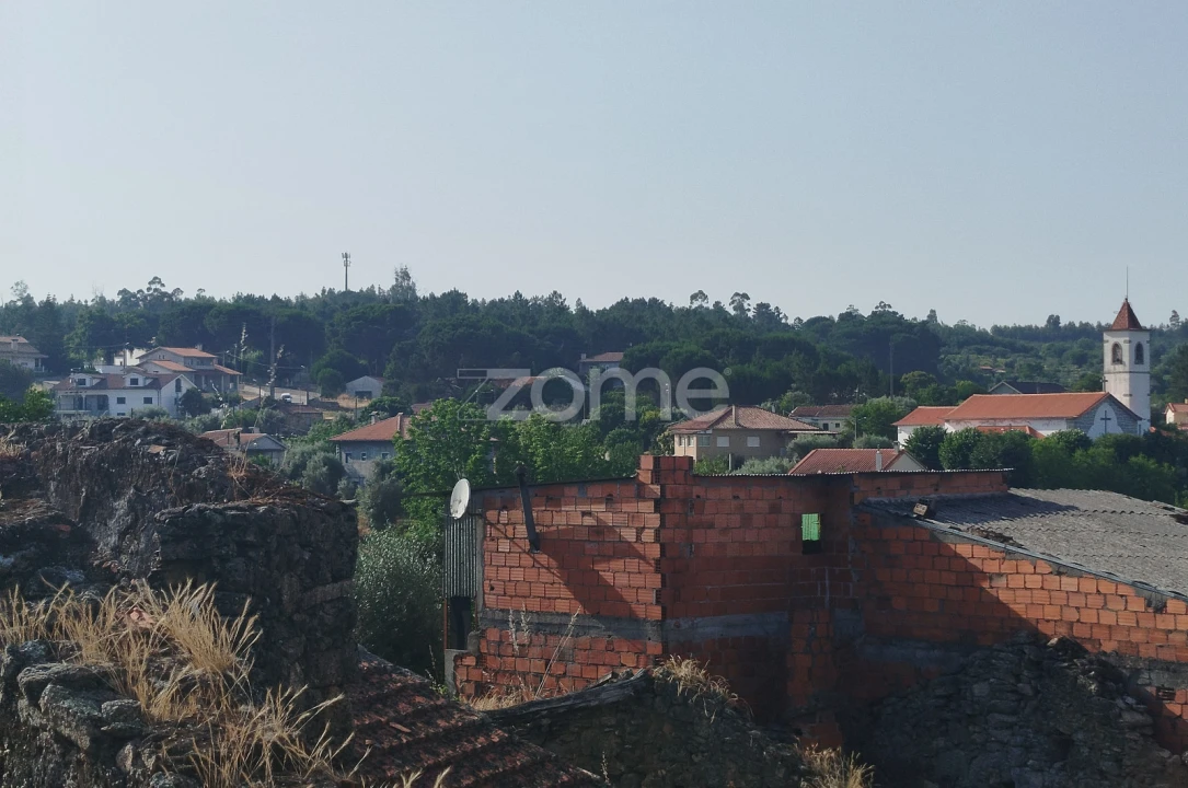 Moradia T3 para Venda em Cunha Baixa Foto 9