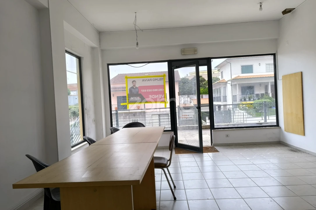 Negócio para Venda em Nelas Foto 9