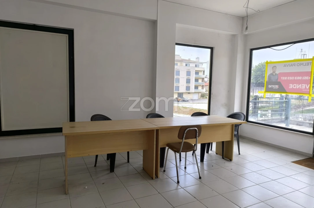 Negócio para Venda em Nelas Foto 6