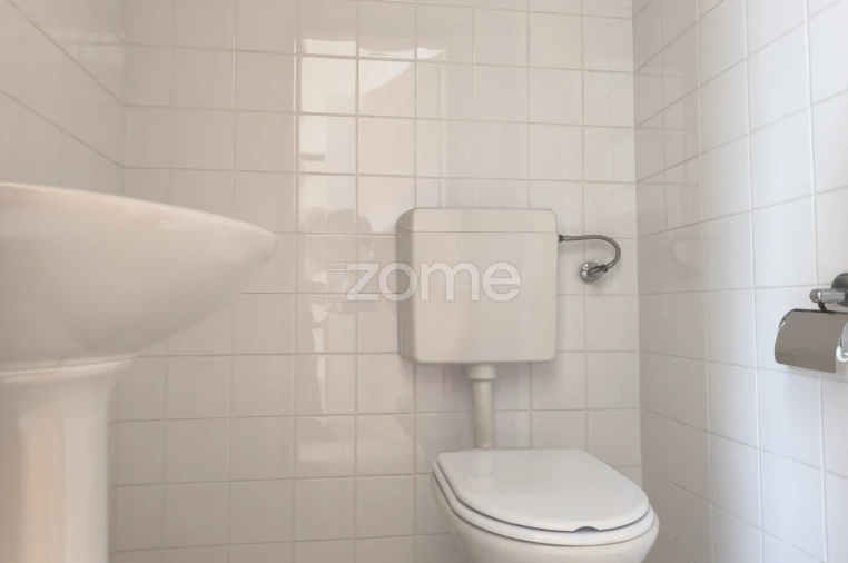 Negócio para Venda em Nelas Foto 11