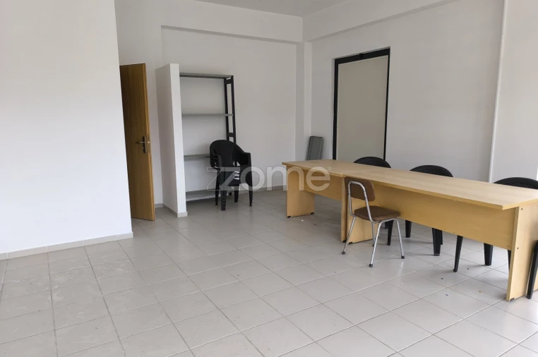 Negócio para Venda em Nelas Foto 8