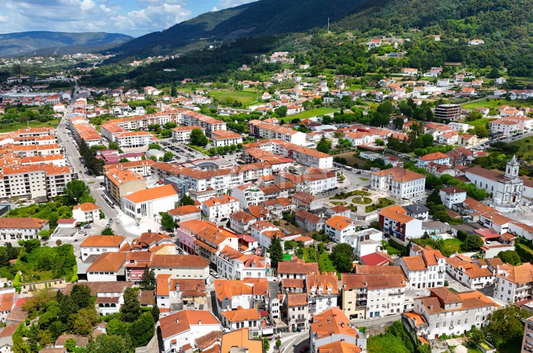 Prédio para Venda em Lousã e Vilarinho Foto 24