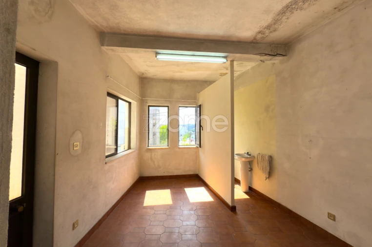 Prédio para Venda em Lousã e Vilarinho Foto 9