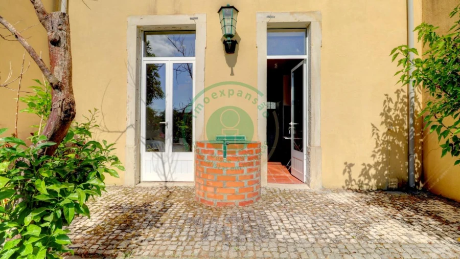 Moradia T4 para Venda em Buarcos Foto 6