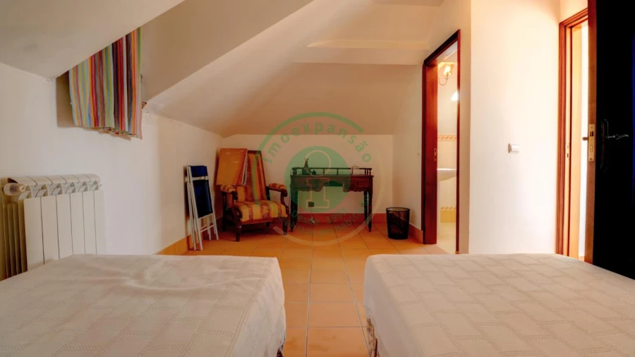 Moradia T4 para Venda em Buarcos Foto 30