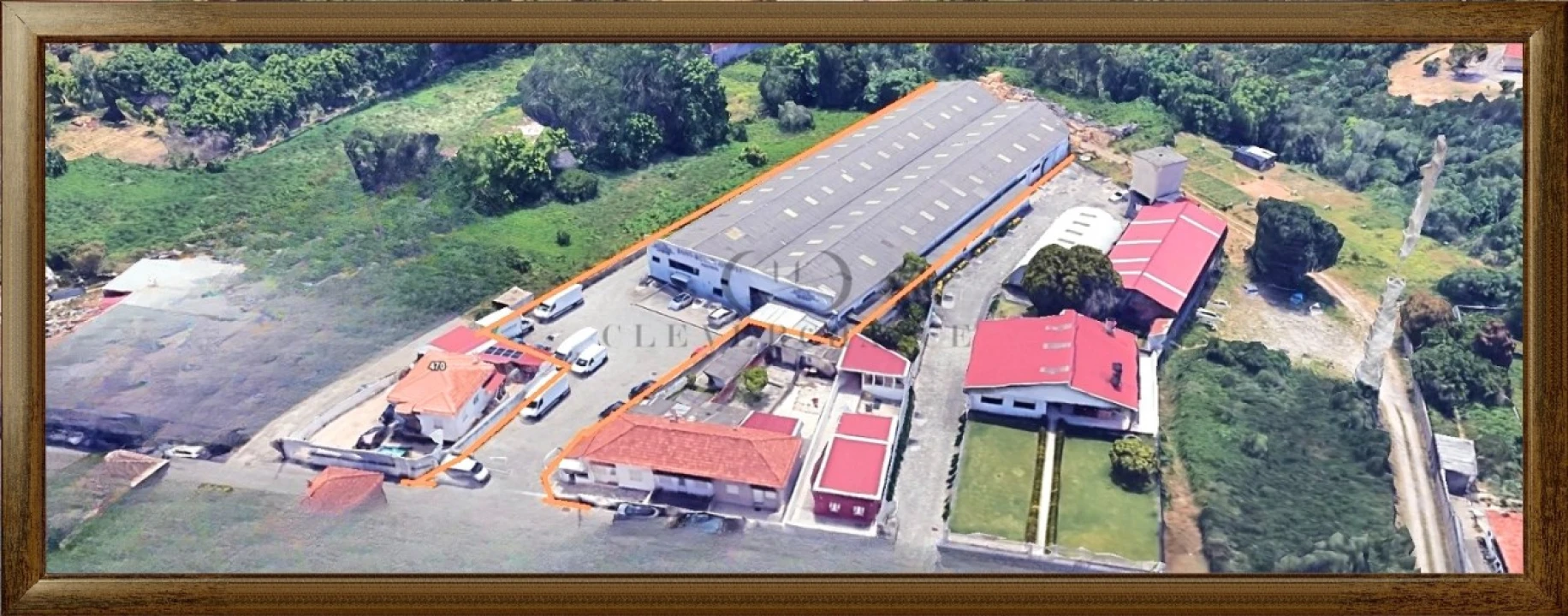 Armazém para Venda em Serzedo e Perosinho Foto 1