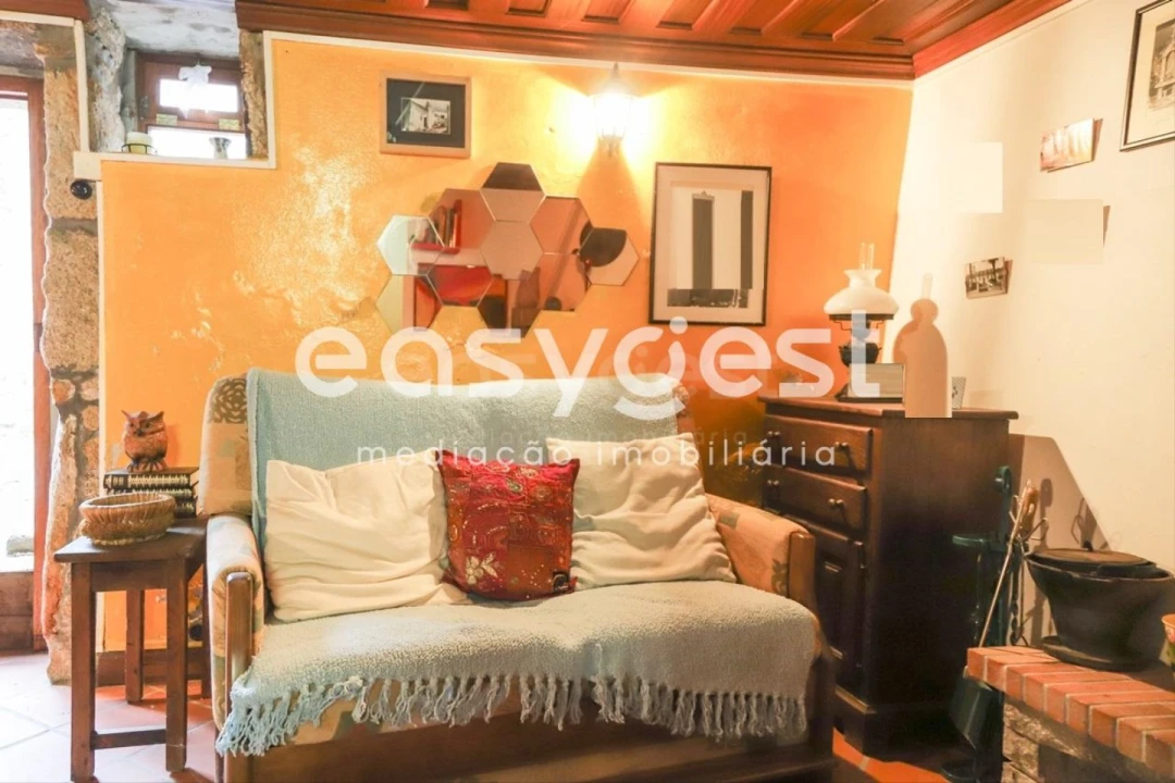 Moradia T1 para Venda em Castelo Bom Foto 7