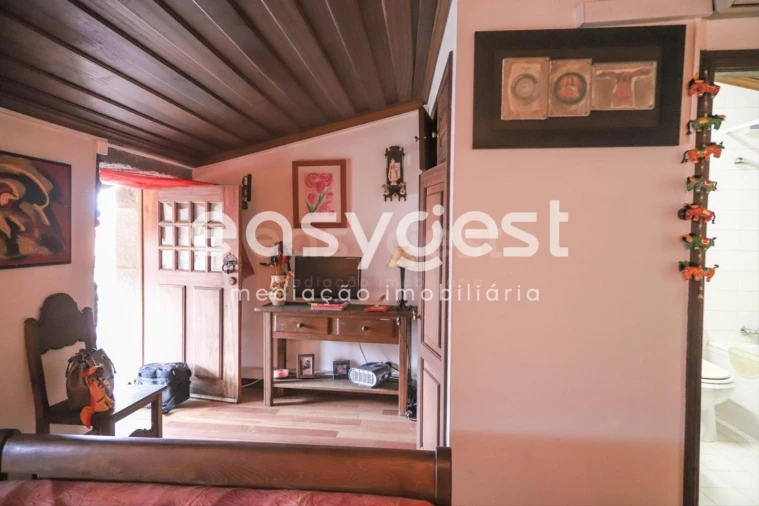 Moradia T1 para Venda em Castelo Bom Foto 3