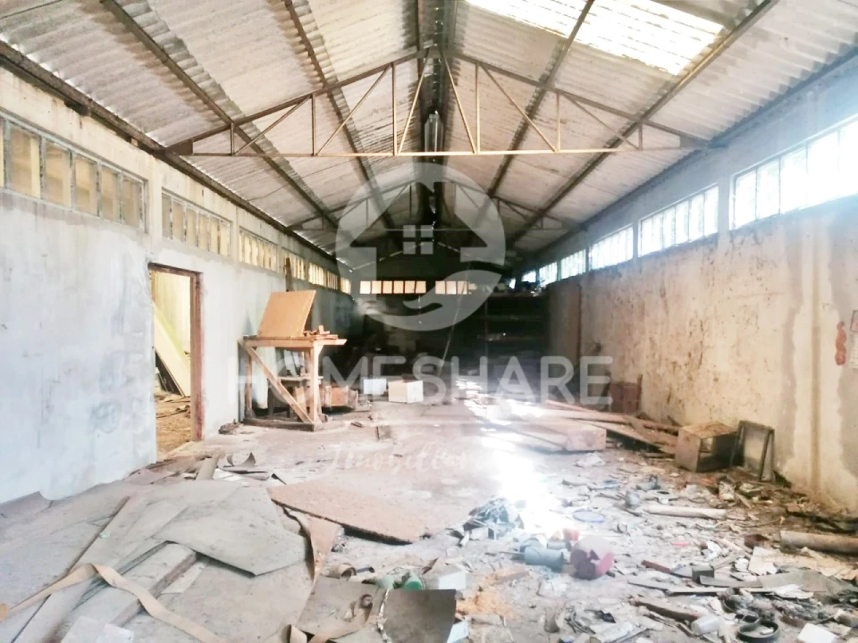 Armazém para Venda em Foz do Sousa e Covelo Foto 13