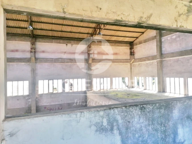 Armazém para Venda em Foz do Sousa e Covelo Foto 9