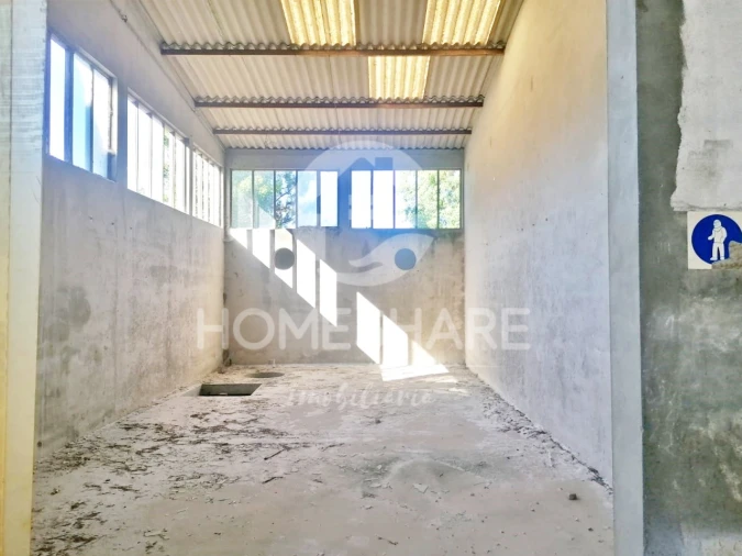 Armazém para Venda em Foz do Sousa e Covelo Foto 19