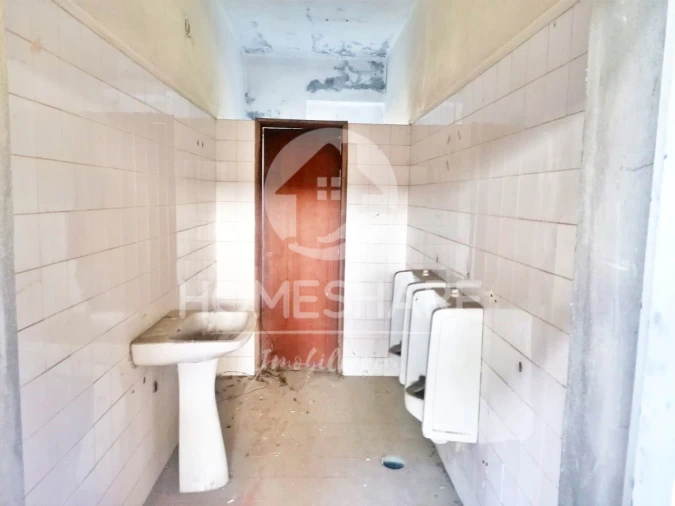 Armazém para Venda em Foz do Sousa e Covelo Foto 21