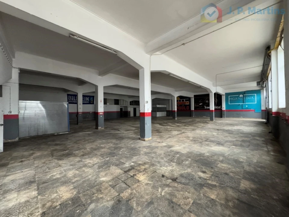 Armazém para Venda em Amora Foto 5