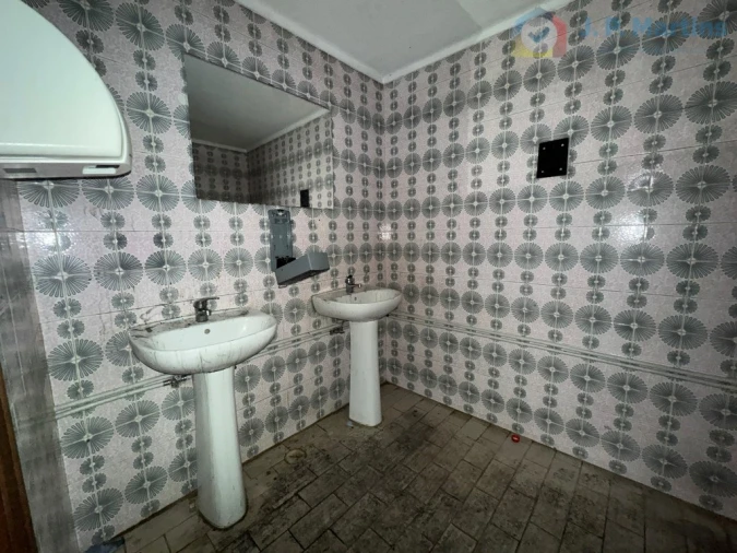 Armazém para Venda em Amora Foto 8