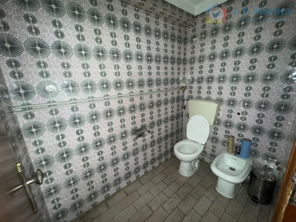 Armazém para Arrendamento em Amora Foto 15