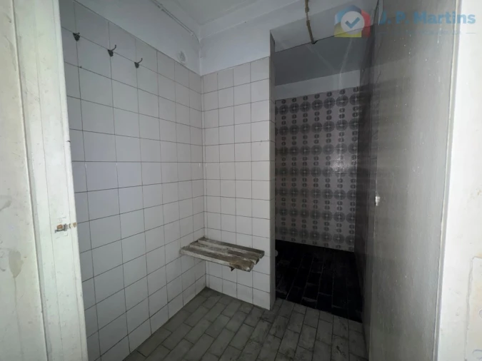 Armazém para Arrendamento em Amora Foto 9