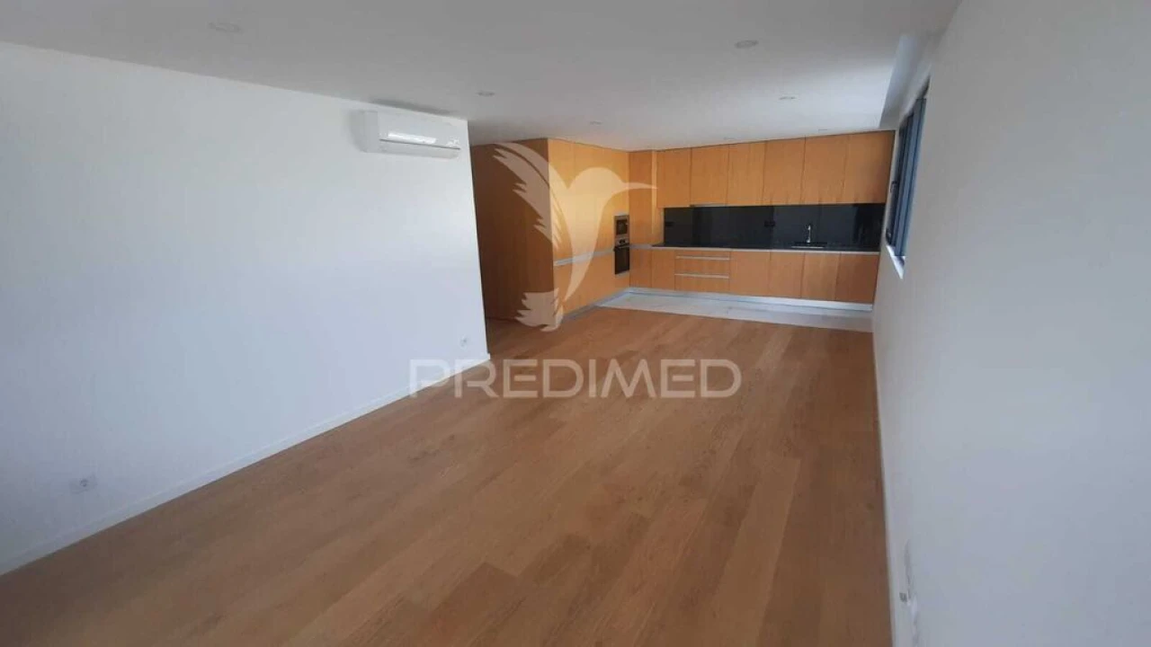 Apartamento T1 para Venda em Canidelo Foto 3