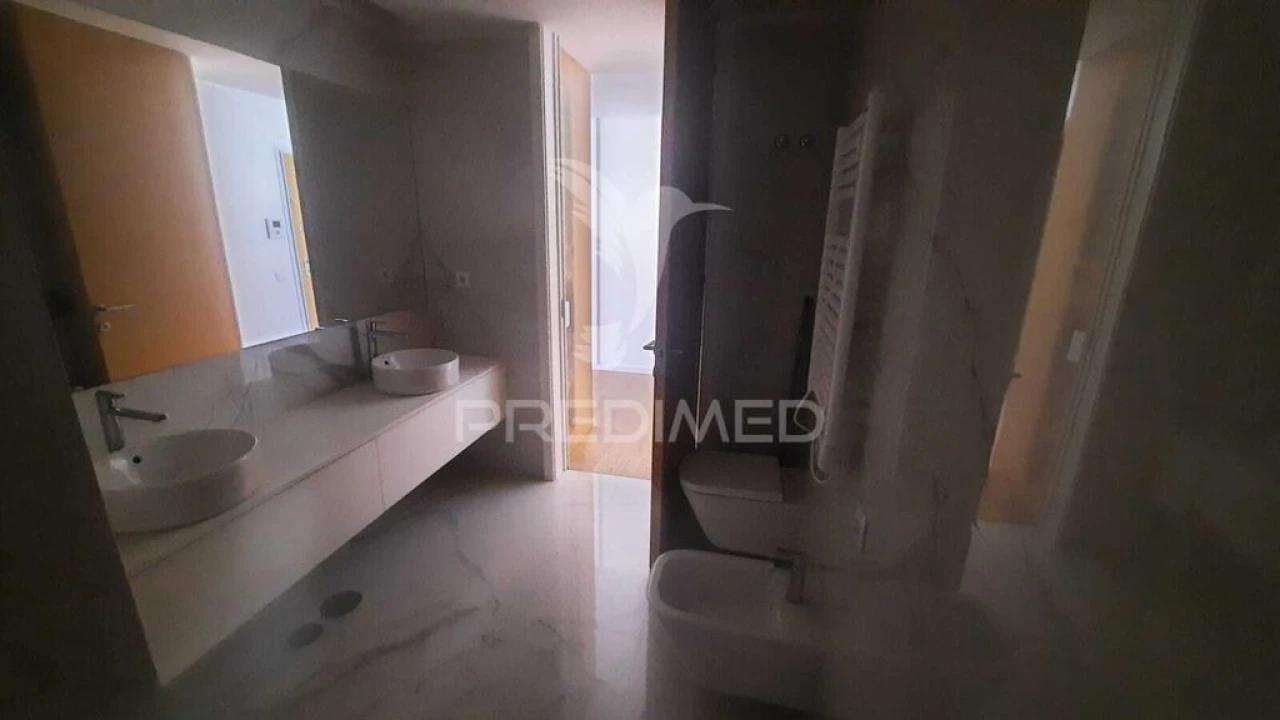 Apartamento T1 para Venda em Canidelo Foto 10