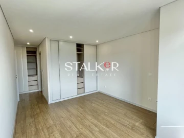 Apartamento T3 para Venda em Cedofeita, Santo Ildefonso, Sé, Miragaia, São Nicolau e Vitória