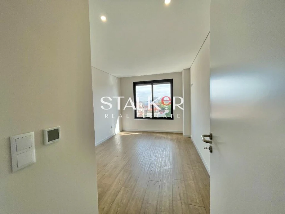 Apartamento T3 para Venda em Cedofeita, Santo Ildefonso, Sé, Miragaia, São Nicolau e Vitória Foto 31