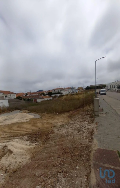 Terreno para Venda em Atouguia da Baleia