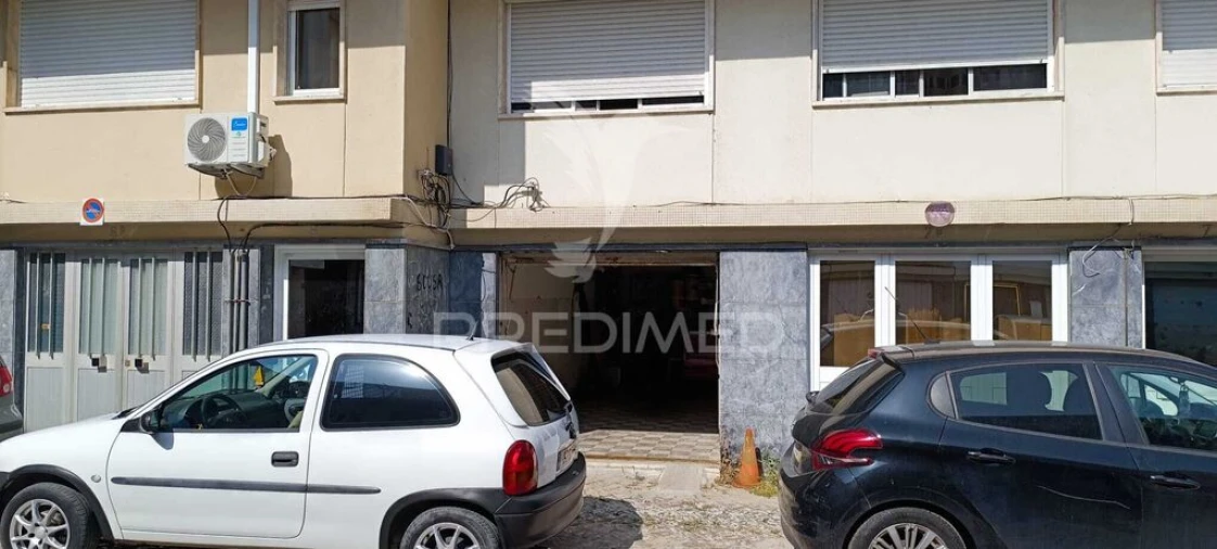 Garagem para Venda em Laranjeiro e Feijó Foto 3