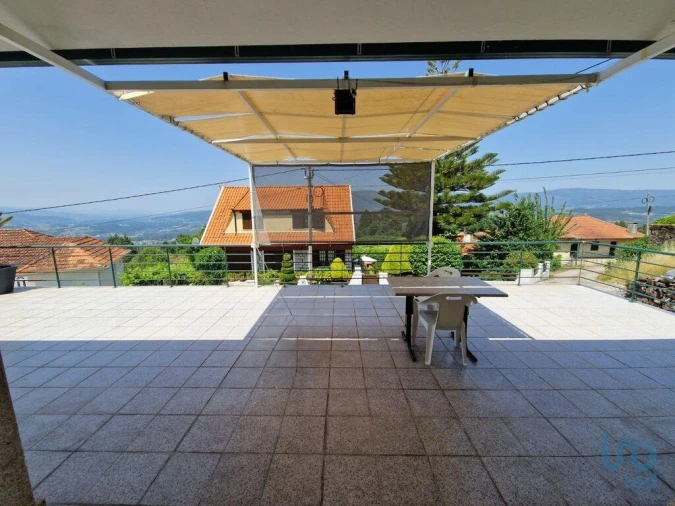 Moradia T5 para Venda em Vila e Roussas Foto 11