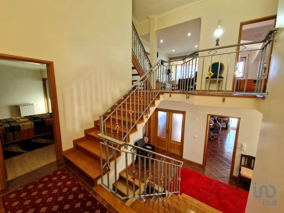 Moradia T5 para Venda em Vila e Roussas Foto 14