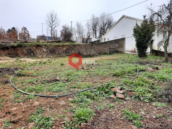 Terreno para Venda em Sabugal e Aldeia de Santo António Foto 6