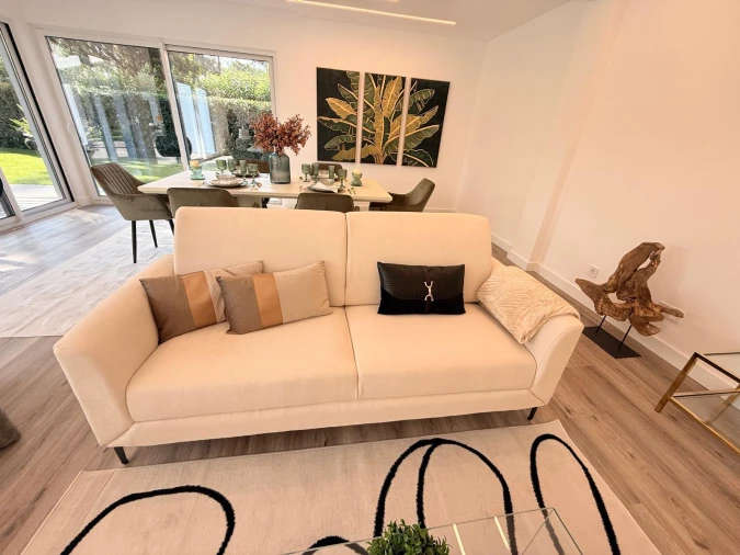 Moradia T4 para Venda em Charneca de Caparica e Sobreda Foto 4