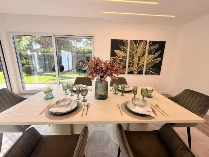 Moradia T4 para Venda em Charneca de Caparica e Sobreda Foto 6